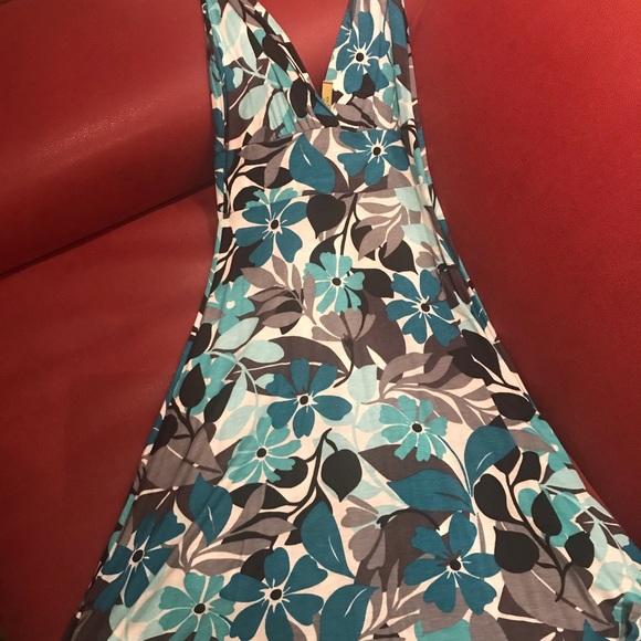 Beautiful sundress - Picture 4 of 4